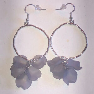 Silver Tone & Light Lavender Purple Retro Boho Dangling Pierced Earrings